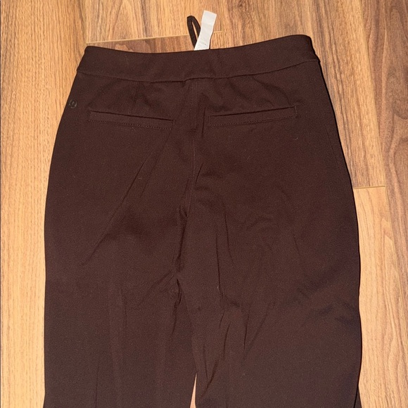 lululemon athletica women’s brown Joggers - Picture 3 of 3